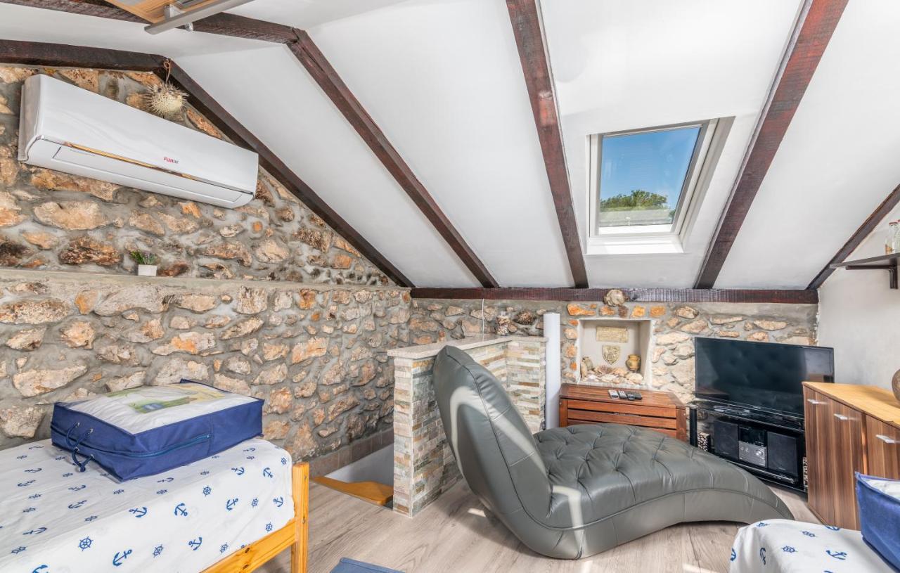 Stone House Knez Daire Vrbnik Dış mekan fotoğraf